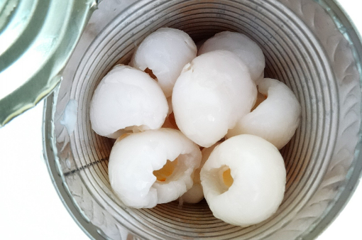 Canned Lychees in Light Syrup